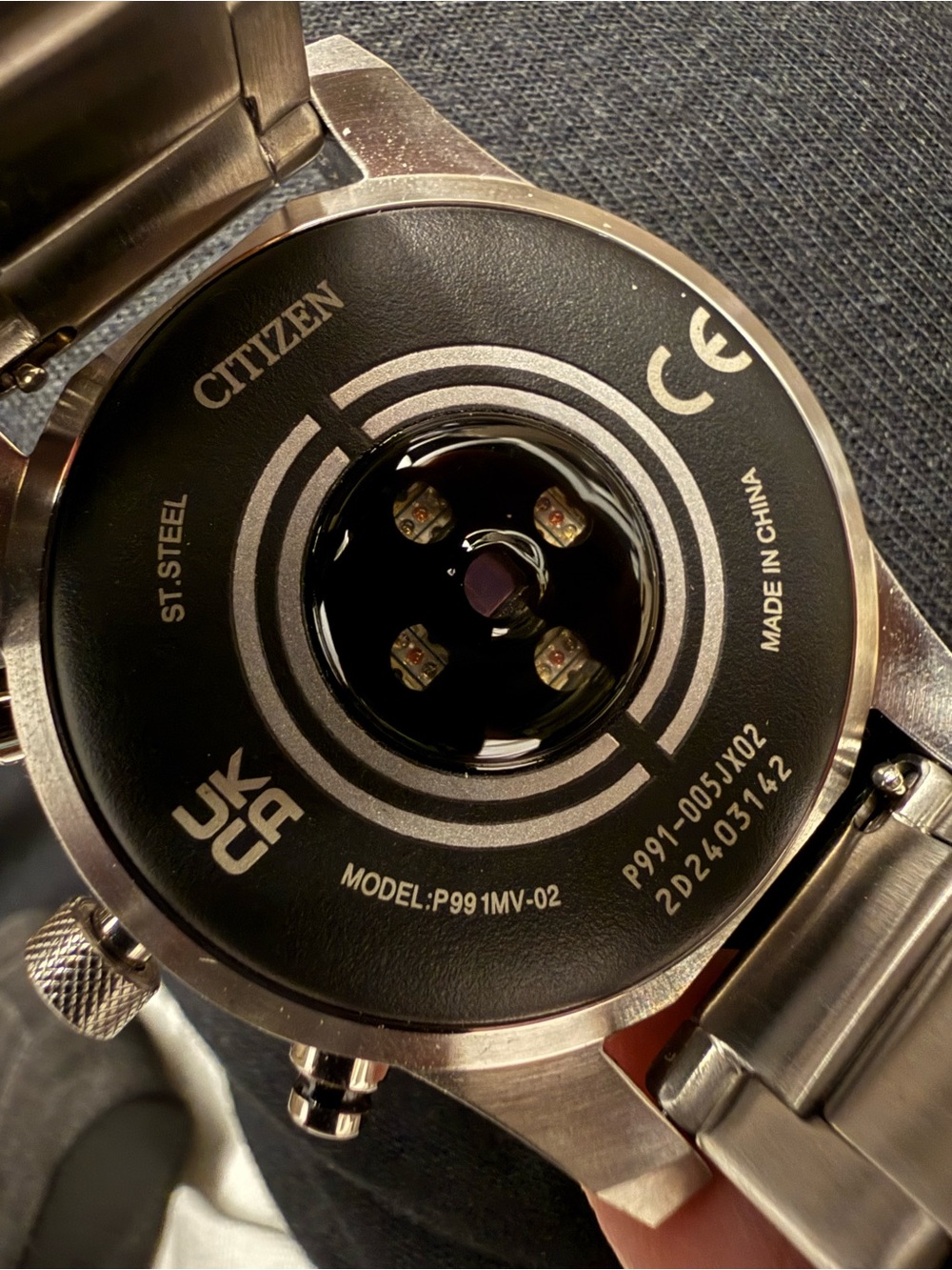 Citizen CZ Sport Smart Watch P991MV-02 44mm, Works With Both iPhone and Android - Picture 4 of 5